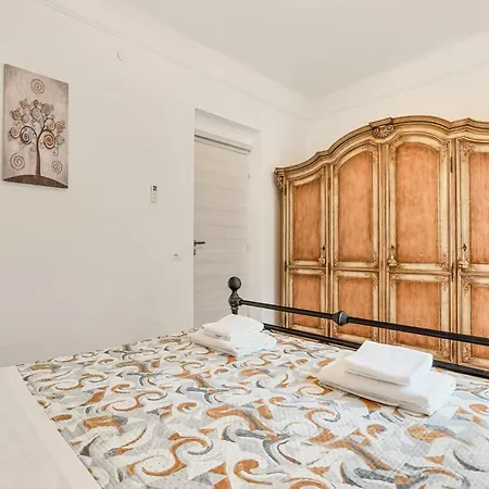 Apartmán Lemontree-air Conditioning-near The Station