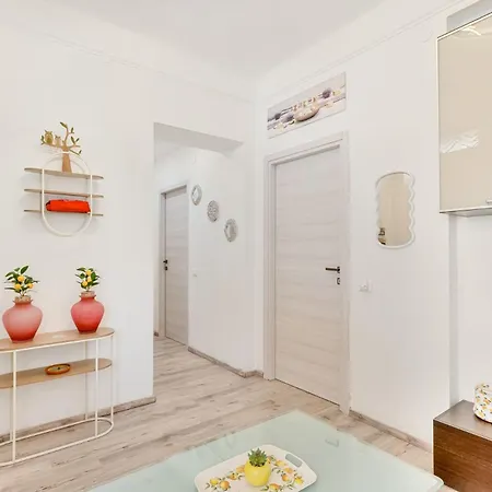 Lemontree-air Conditioning-near The Station Apartmán *